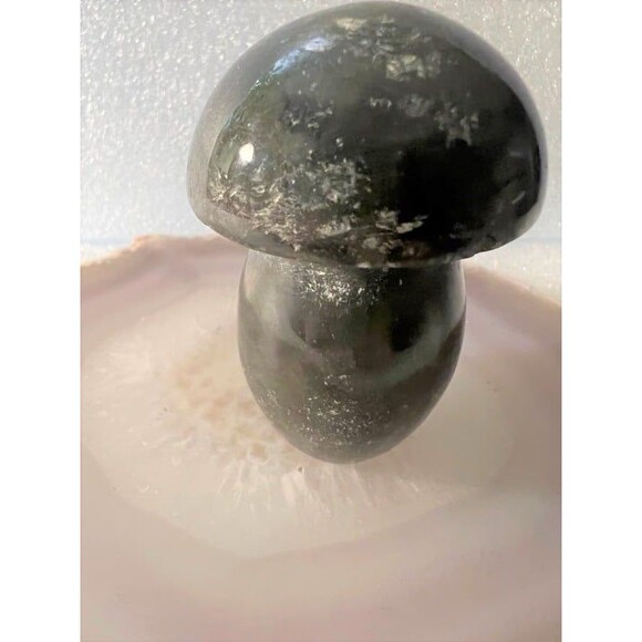 Labradorite Mushroom Carving - Picture 1 of 4